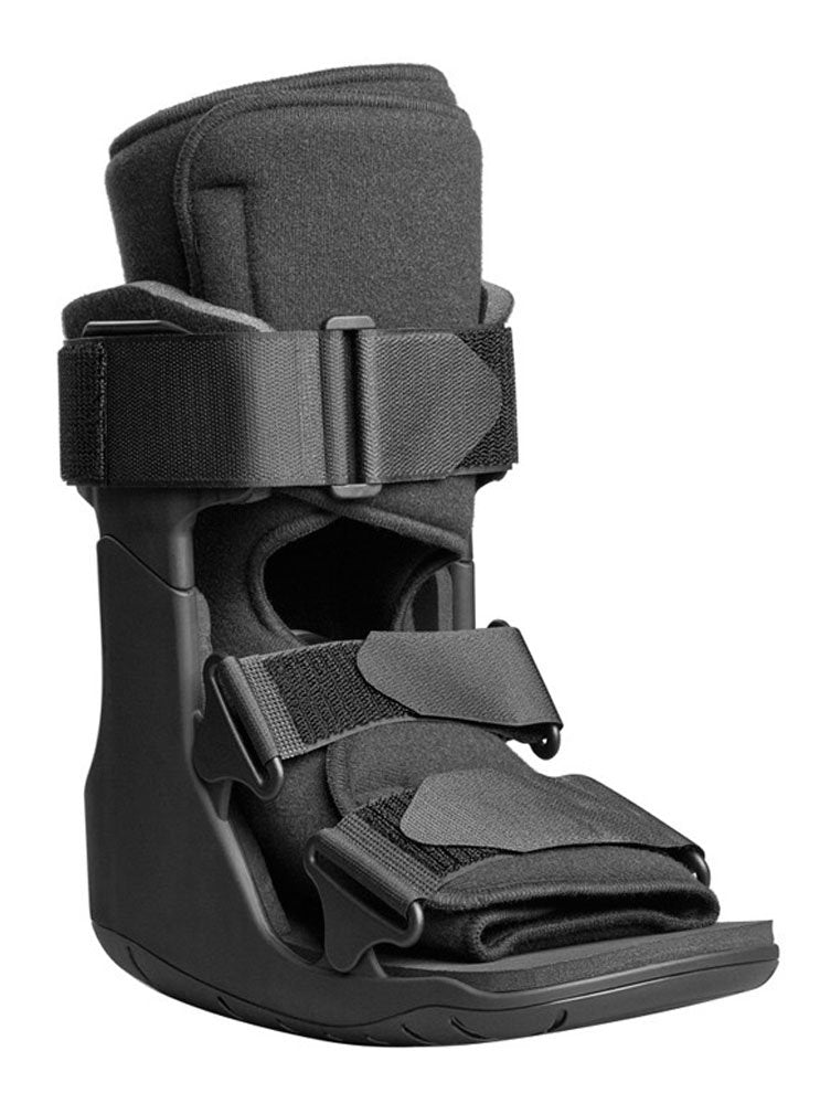 XcelTrax� Ankle Walker Boot, Medium-Walker Boot XcelTrax� Ankle Non-Pneumatic Adult Medium Short